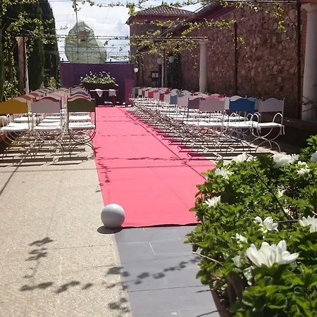 Hotel Boutique Palacio De La Serna 4*