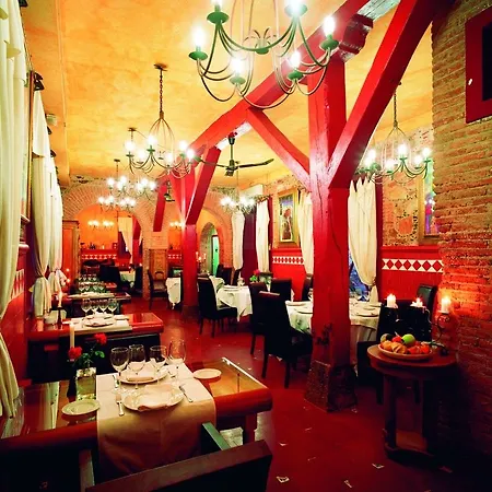Boutique Palacio De La Serna Hotel